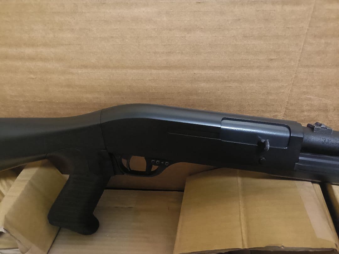 東京マルイ　M3スーパー90 ショットガン