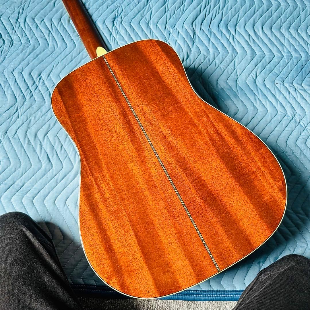 YAMAHA アコースティックギター　FG-200D