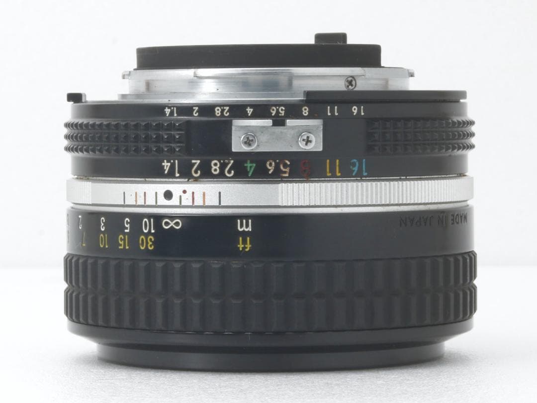 0158 ニコン Nikon FE ブラック + 単焦点レンズ