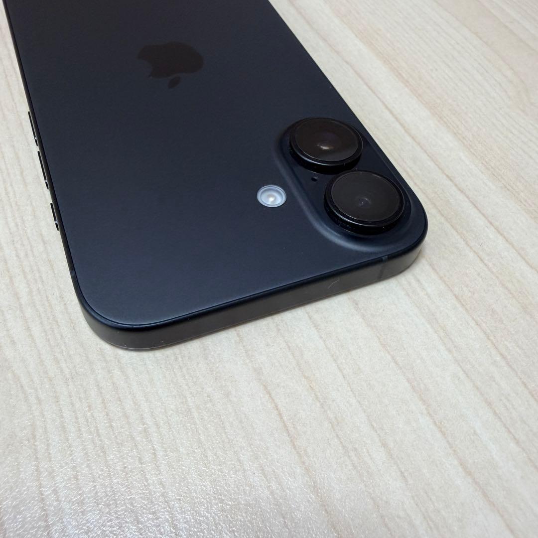 【美品】バッテリー100％ iPhone16 128GB SIMフリー