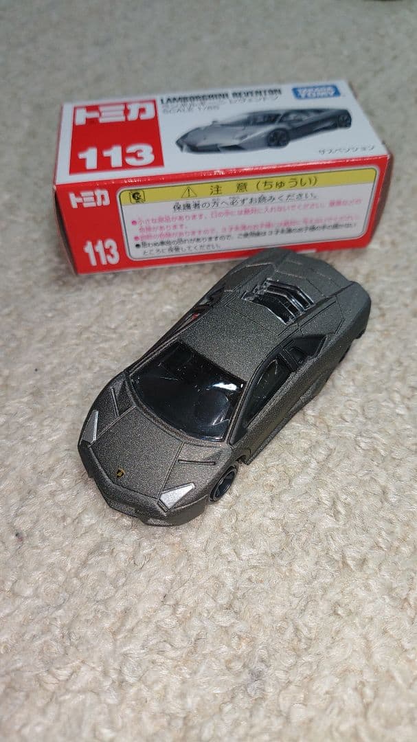 トミカ ランボルギーニ ミニカー