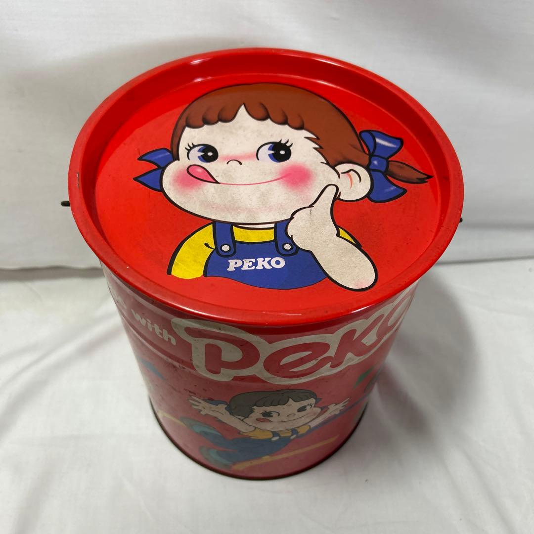ペコちゃん蓋付き缶 レトロ 不二家