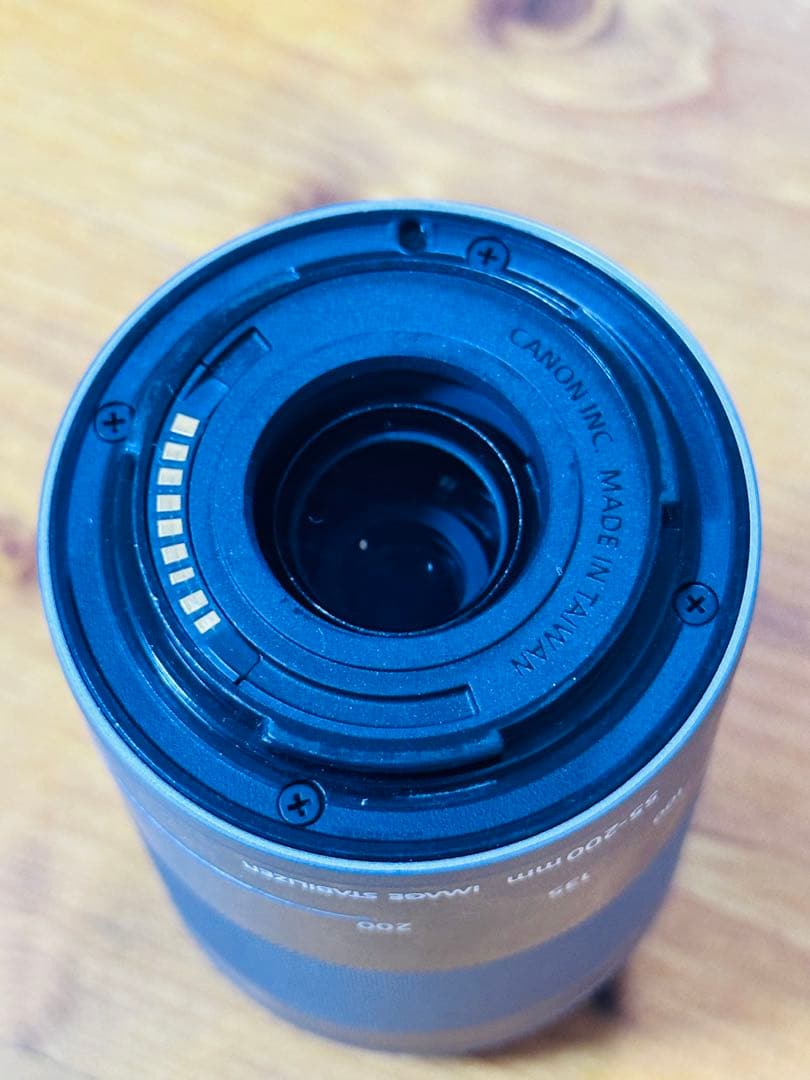 Canon EF-M 55-200mm f4.5-6.3 IS STM シルバー