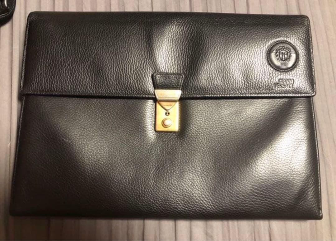 K*a様 ヴェルサーチ セカンドバッグ クラッチバッグ