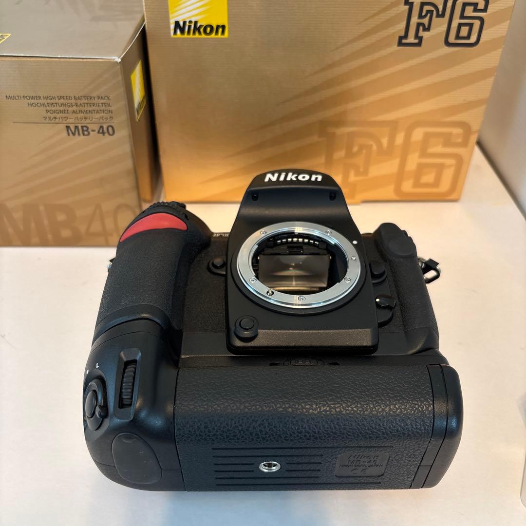 【新品同様】ニコン Nikon F6 MB-40 プロストラップ付