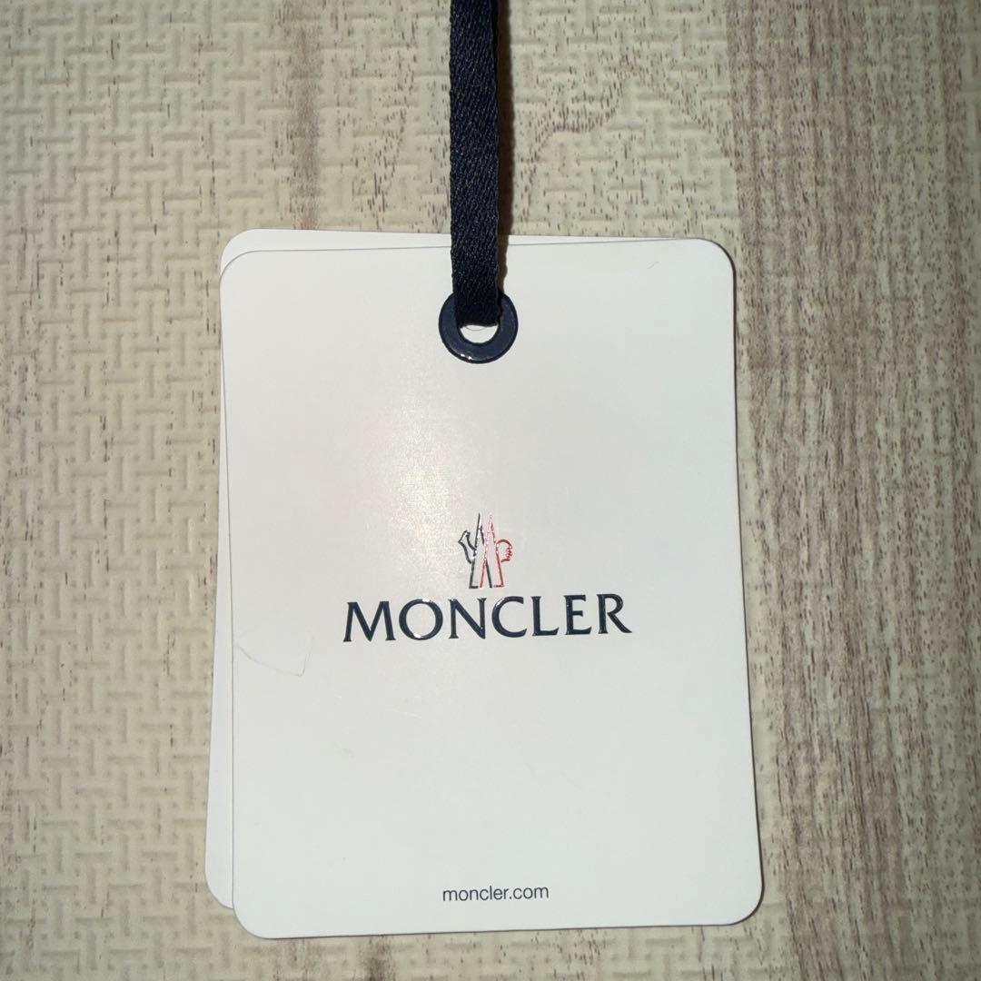 モンクレール　シルバーフォックスファー ニットキャップ　カシミヤ混　タグ付き