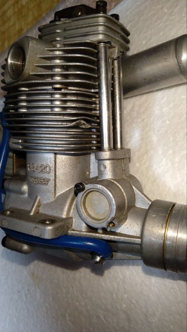 ラジコン飛行機用 4サイクルエンジン　ジャンク品