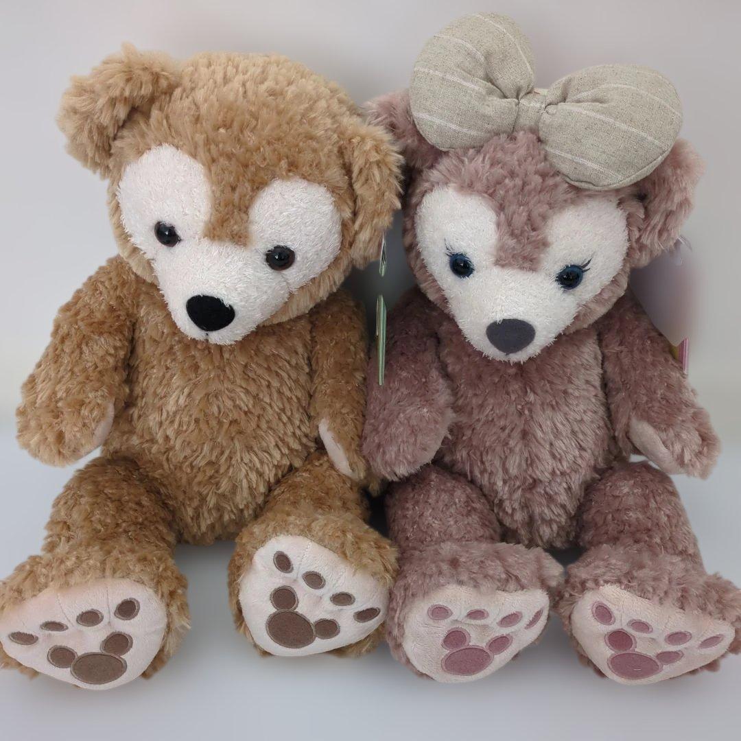 新品タグ付き　ダッフィーとシェリーメイののぬいぐるみ2体セット　ディズニー