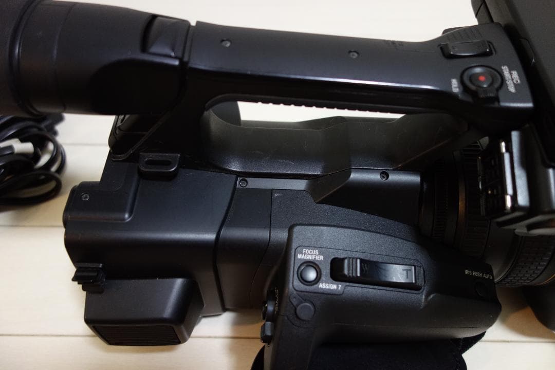 最終価格 4K 業務用 デジタルビデオカメラ FDR-AX1 112H SONY