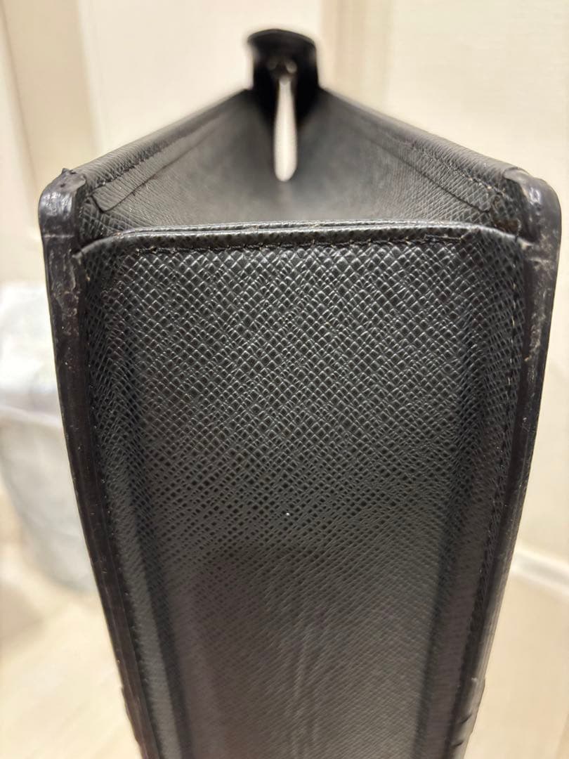 LOUIS VUITTON ブラック ビジネスバッグ