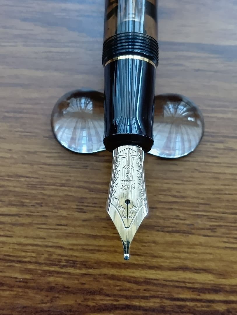 パイロット 万年筆 カスタム823 シグネチャー ブラウン