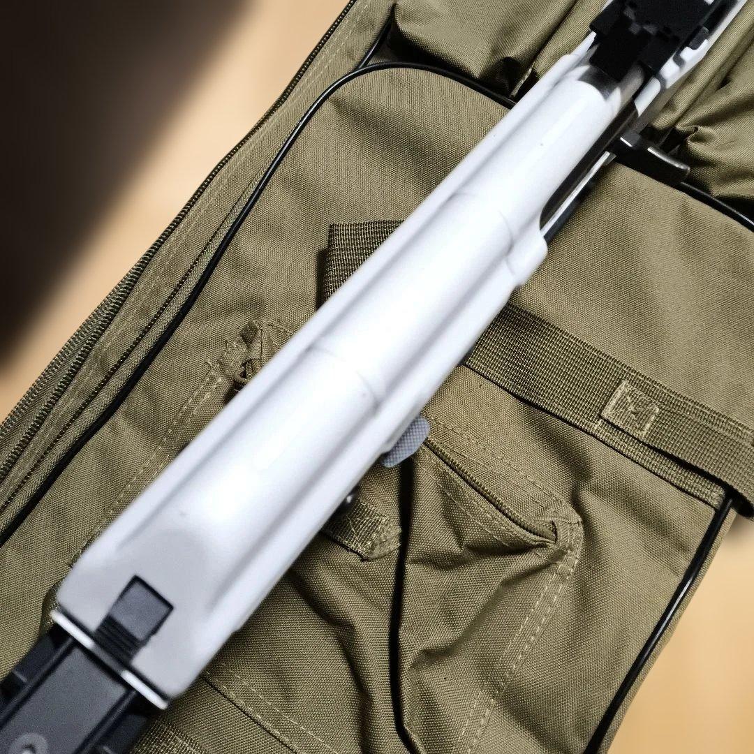 東京マルイ製　AKホワイトストーム　次世代電動ガン　予備マグ　ナイツタイプサプ