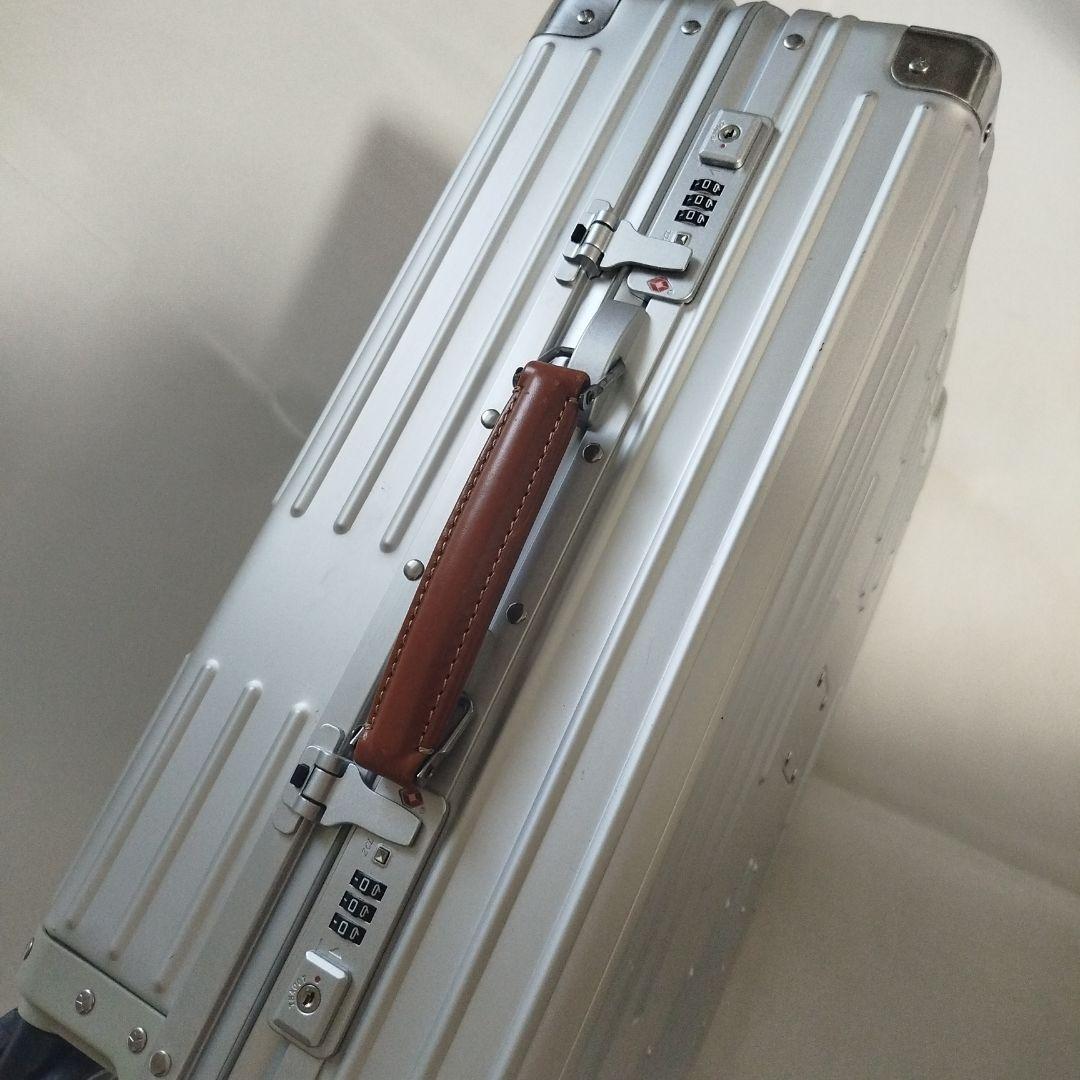 イノベーター innovator スーツケース（アルミキャリー）36L　51cm