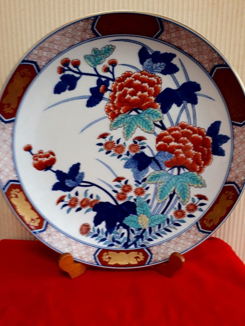 鍋島焼、市川哲山の大皿