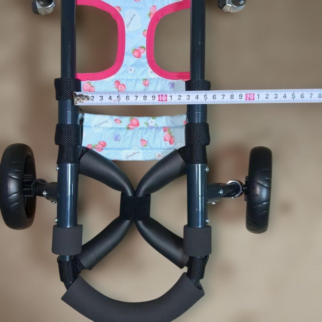 ワンちゃん4輪　リハビリ　食事補助　犬用車椅子　歩行補助　犬の歩行器