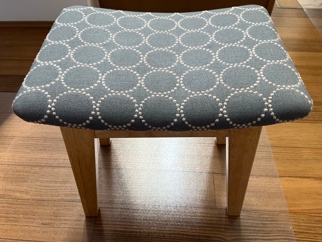 ミナペルホネン dop生地　スツール