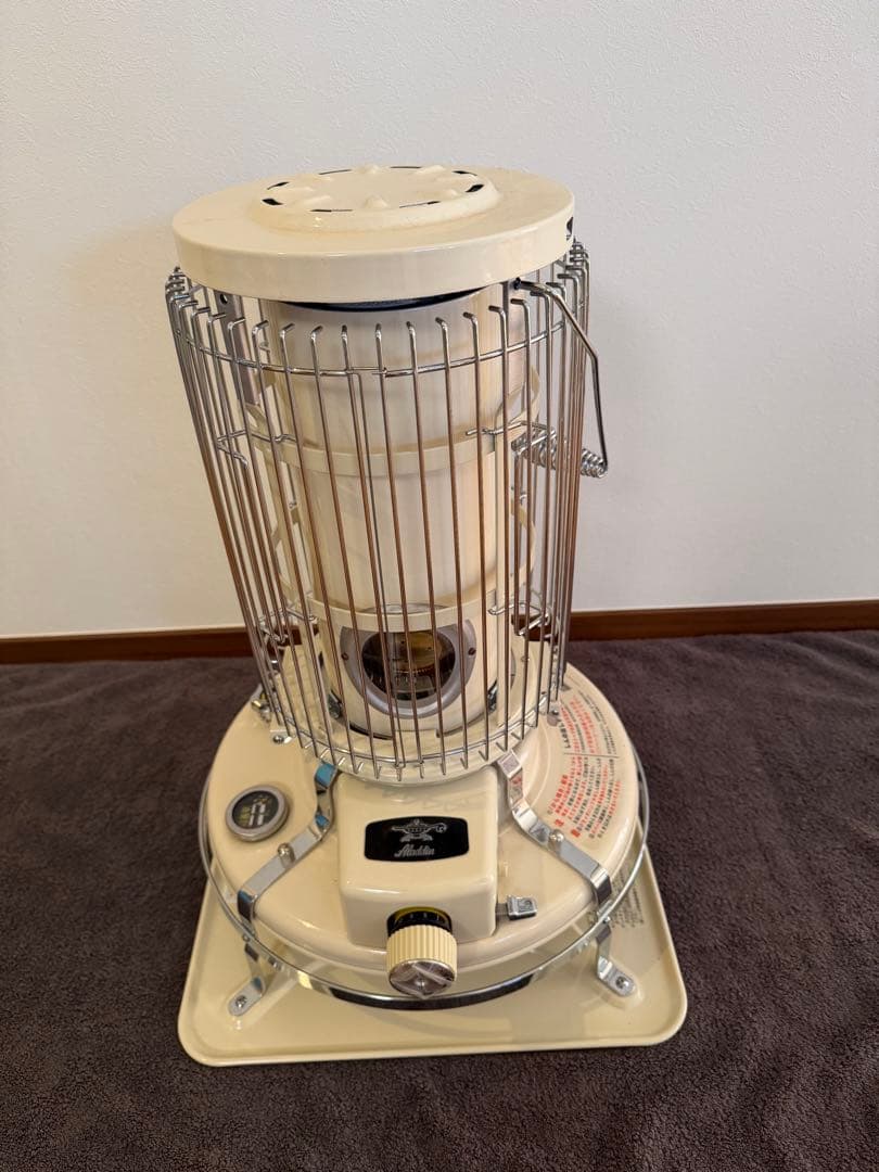 アラジン 石油ストーブ 本体のみ｜動作品｜送料込み・たのメル便