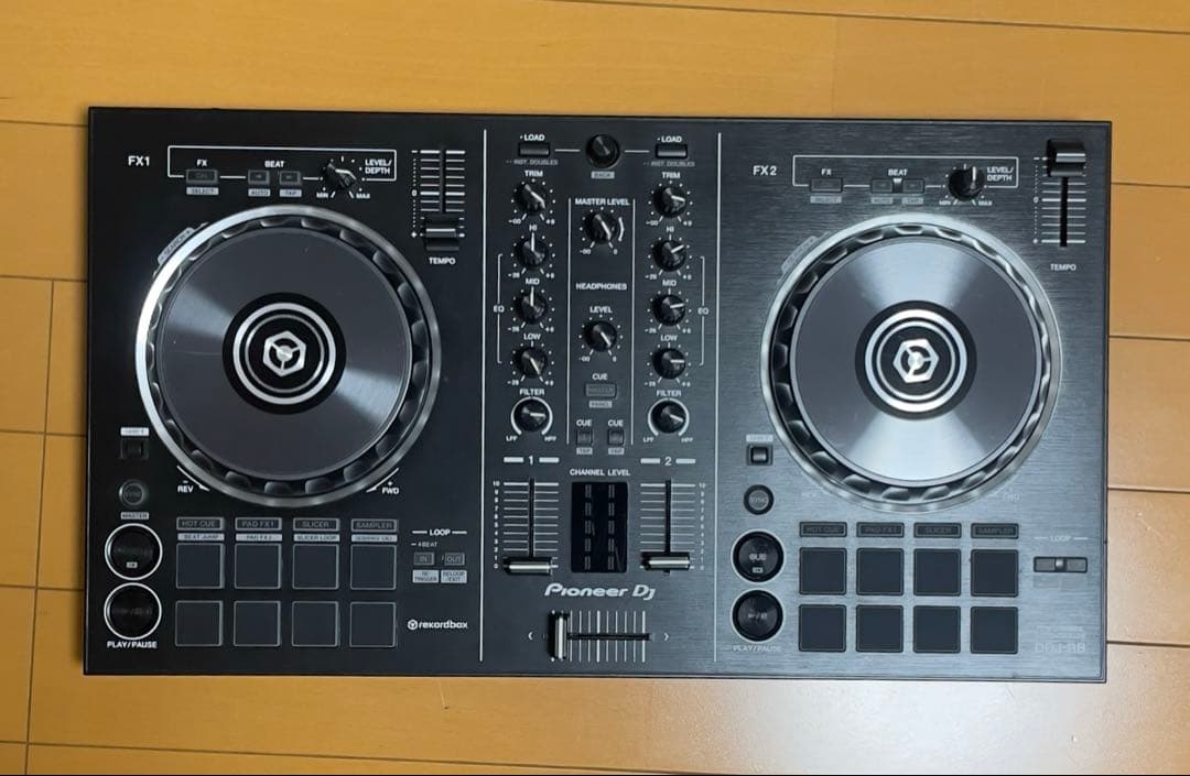 Pioneer DJコントローラー　DDJ-RB