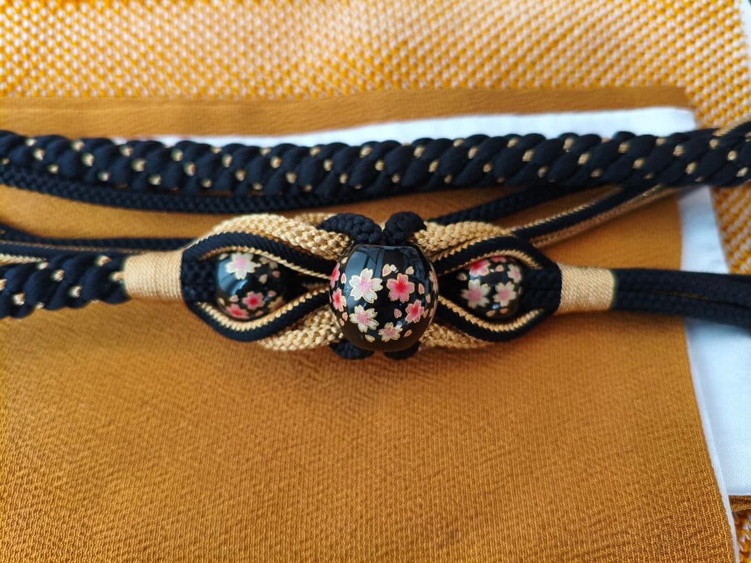 豪華なフル振袖セット 黒 赤 正絹 小物付き 呉服屋さん購入