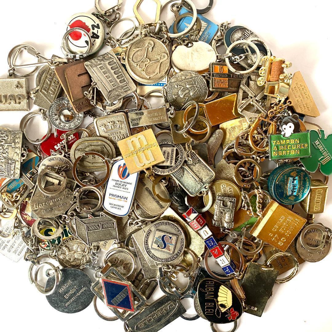 100個！フランス ヴィンテージ キーホルダー 金属製 メタル まとめ D10