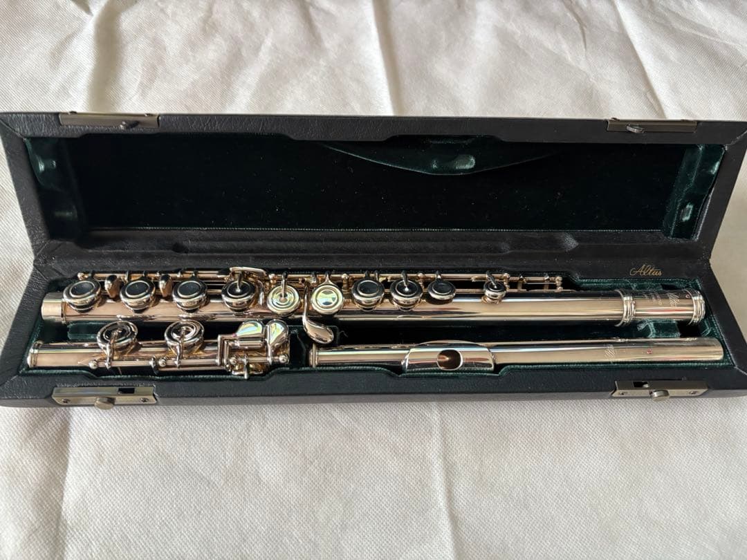アルタス フルート　A1007 （管体銀）　調整済