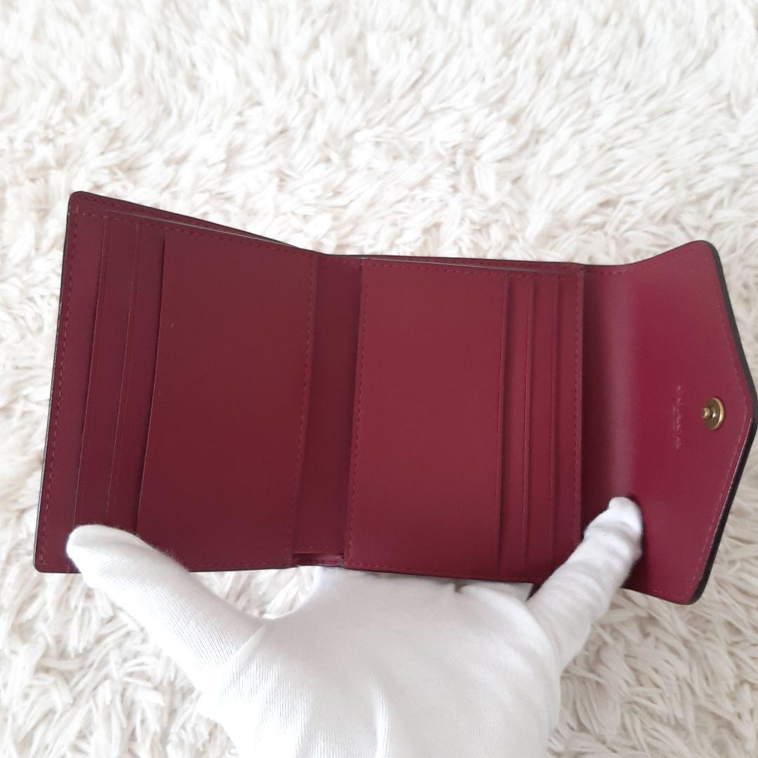 未使用品　COACH　コーチ　三つ折り財布　シグネチャー　ブラウン　C2329
