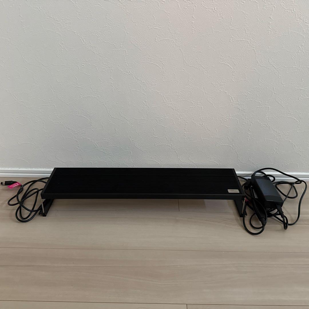 Towsif Ahmed Chihiros WRGB II LEDライト