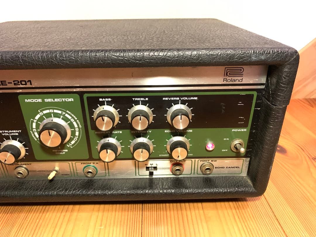 Roland SPACE ECHO RE-201 ローランド　スペースエコー