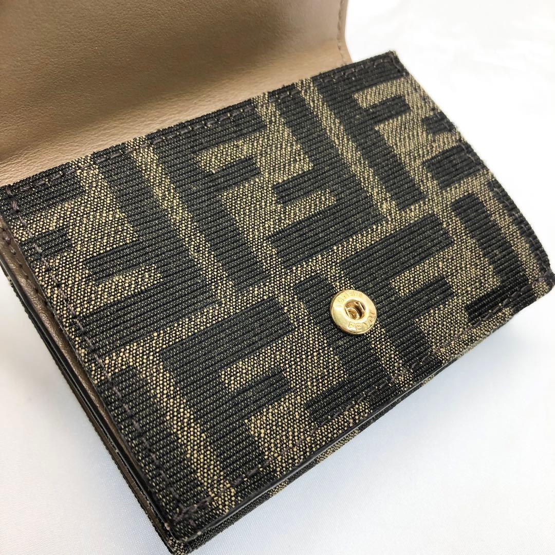 【Ris✨】　フェンディ FENDI 三つ折り財布 小銭入付き FF