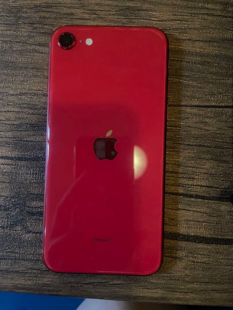 iPhone SE (第2世代) レッド 画面ひびあり
