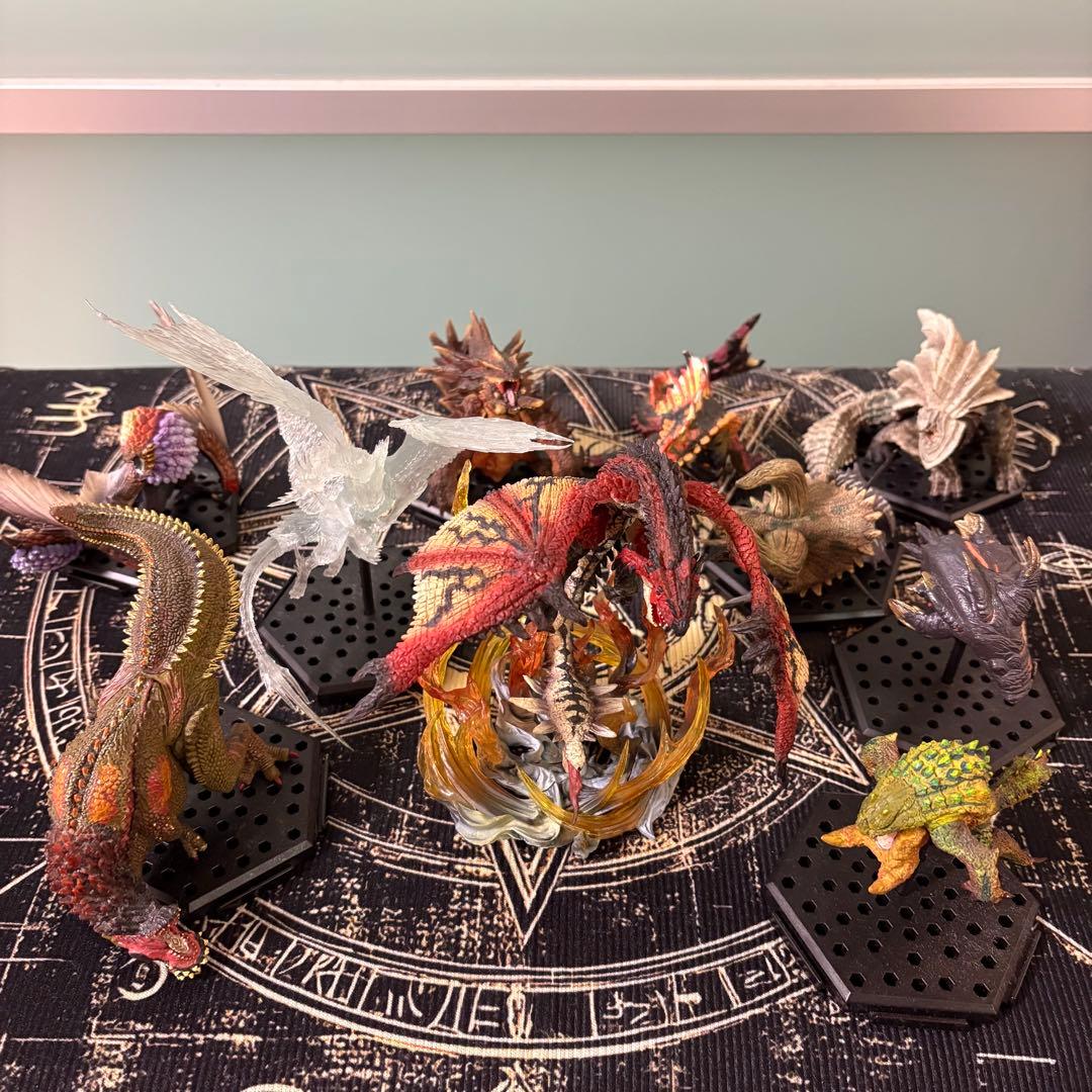 モンスターハンター　フィギュア　9体セット