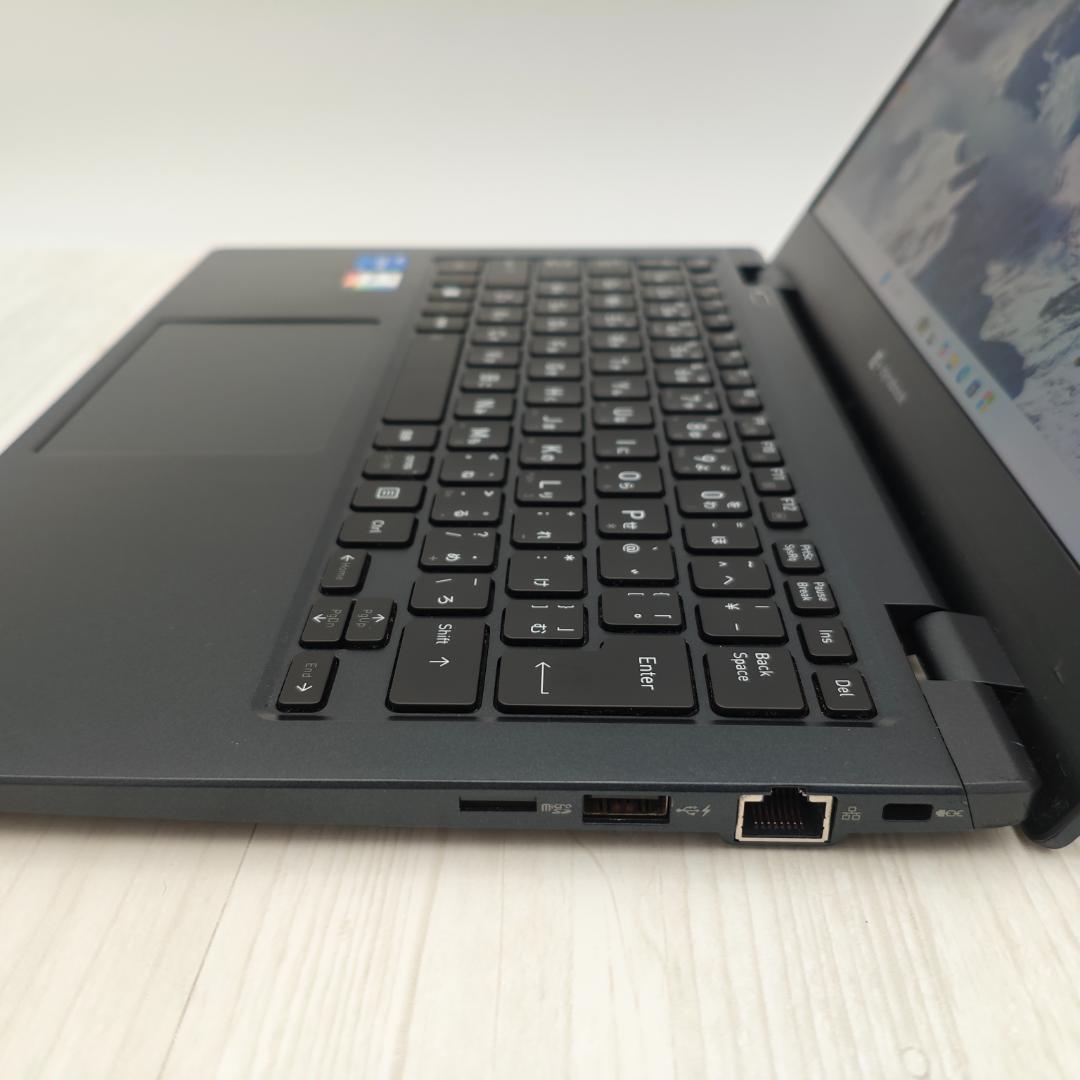 バッテリ新品✨️dynabook G83/HU 16/256GB 第11世代 ②