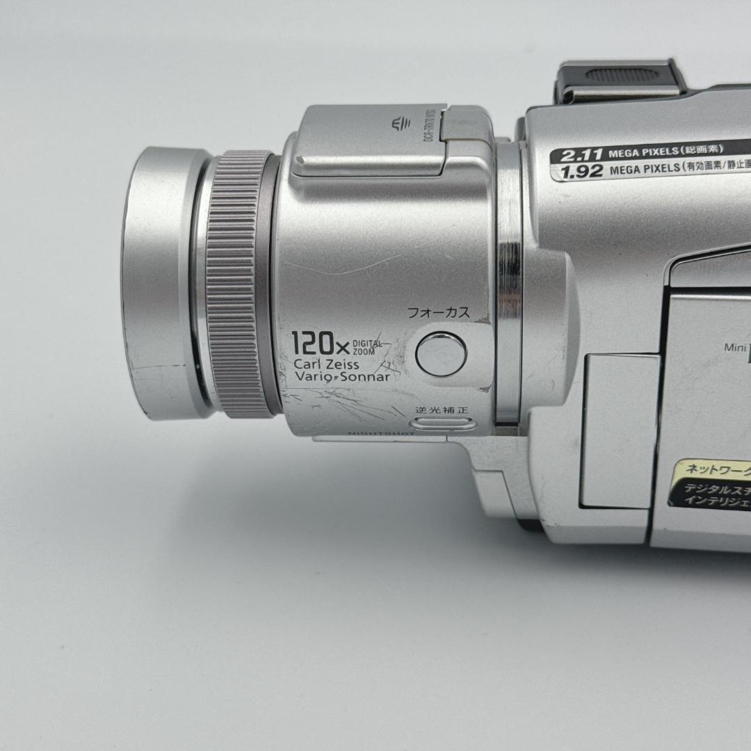 【良品】SONY ビデオカメラ MiniDVハンディカム DCR-TRV70