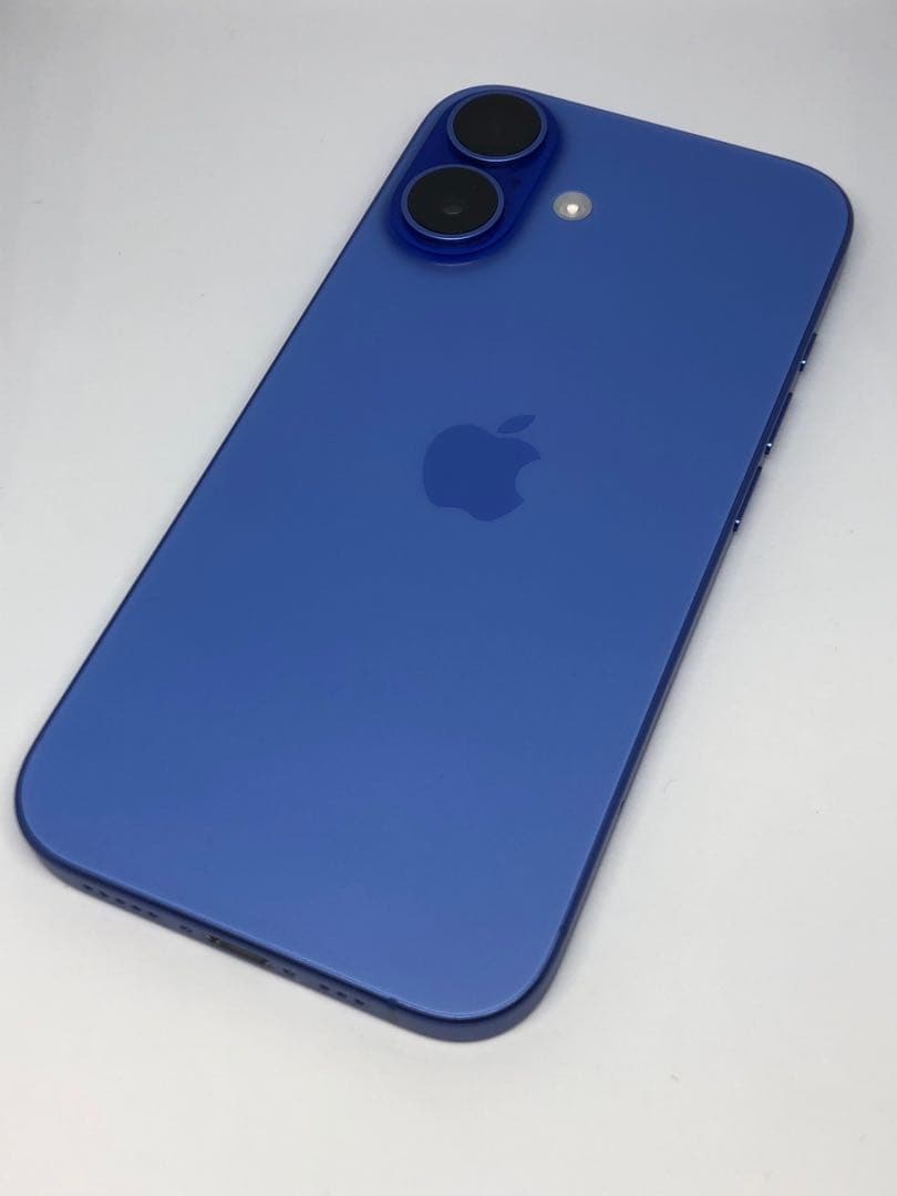 iPhone16 256GB ウルトラマリン国内版 SIMフリー 中古Cランク