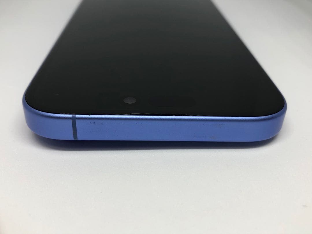 iPhone16 256GB ウルトラマリン国内版 SIMフリー 中古Cランク