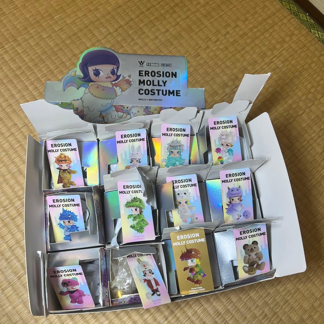 MOLLY × INSTINCTOY モリー インスティンクトイ