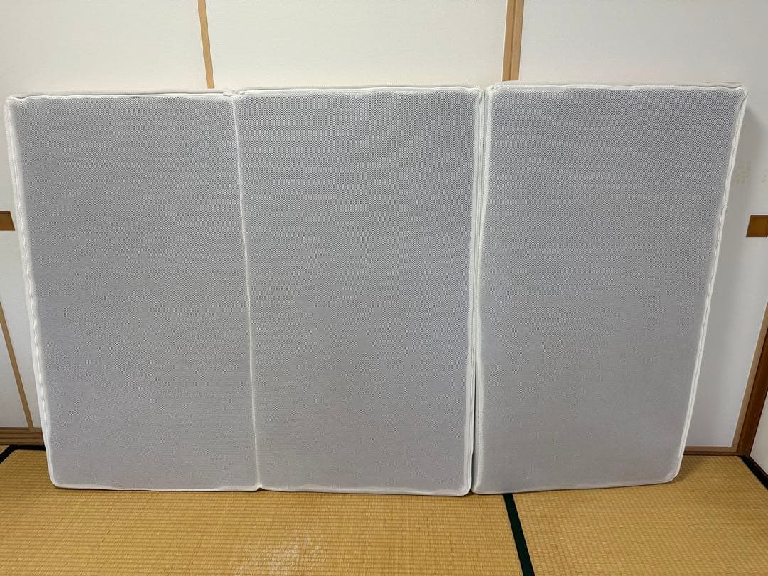 【応援　割】三つ折りマットレス Limne 折り畳みマットレス　(セミダブル)