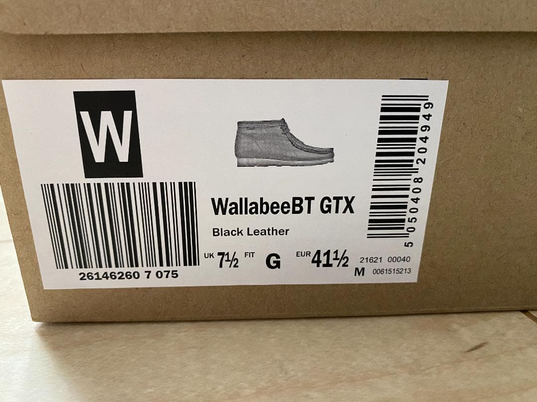 着用1回　クラークス　ワラビーブーツ　ゴアテックス　黒ブラックレザー25.5cm