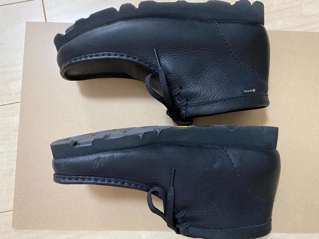 着用1回　クラークス　ワラビーブーツ　ゴアテックス　黒ブラックレザー25.5cm