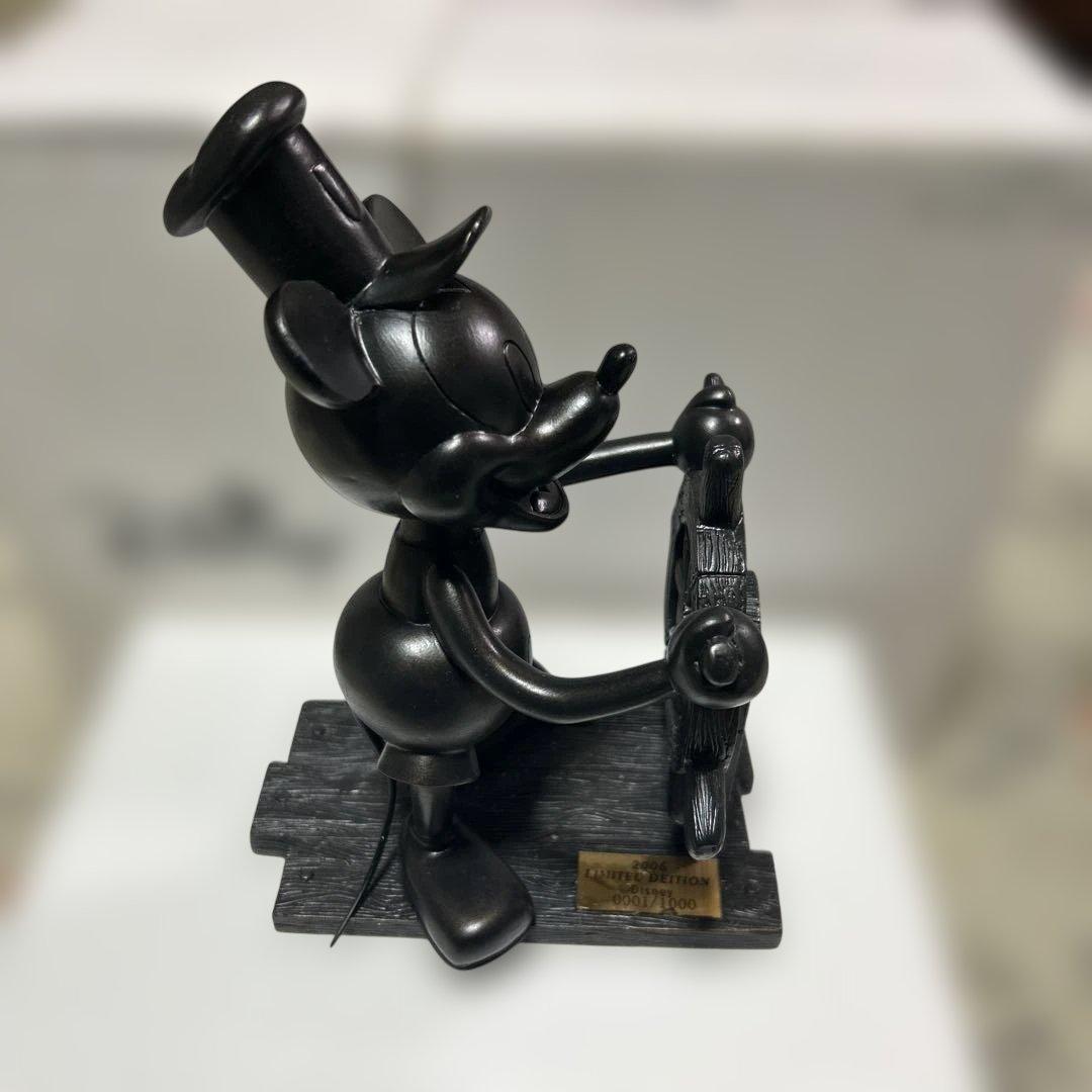 レア世界限定 1000個 ミッキーマウス 蒸気船 ウィリー シリアルNo0001