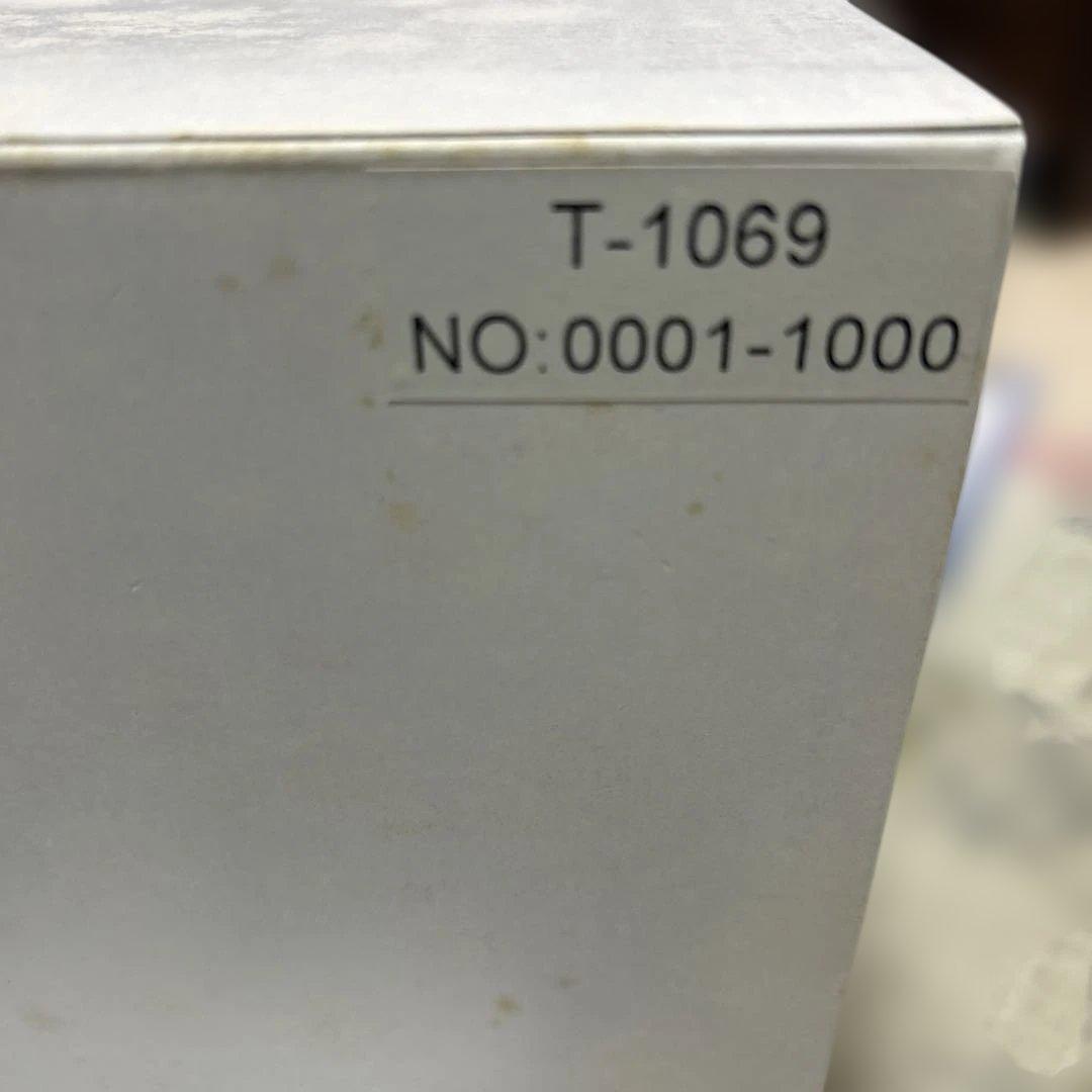 レア世界限定 1000個 ミッキーマウス 蒸気船 ウィリー シリアルNo0001