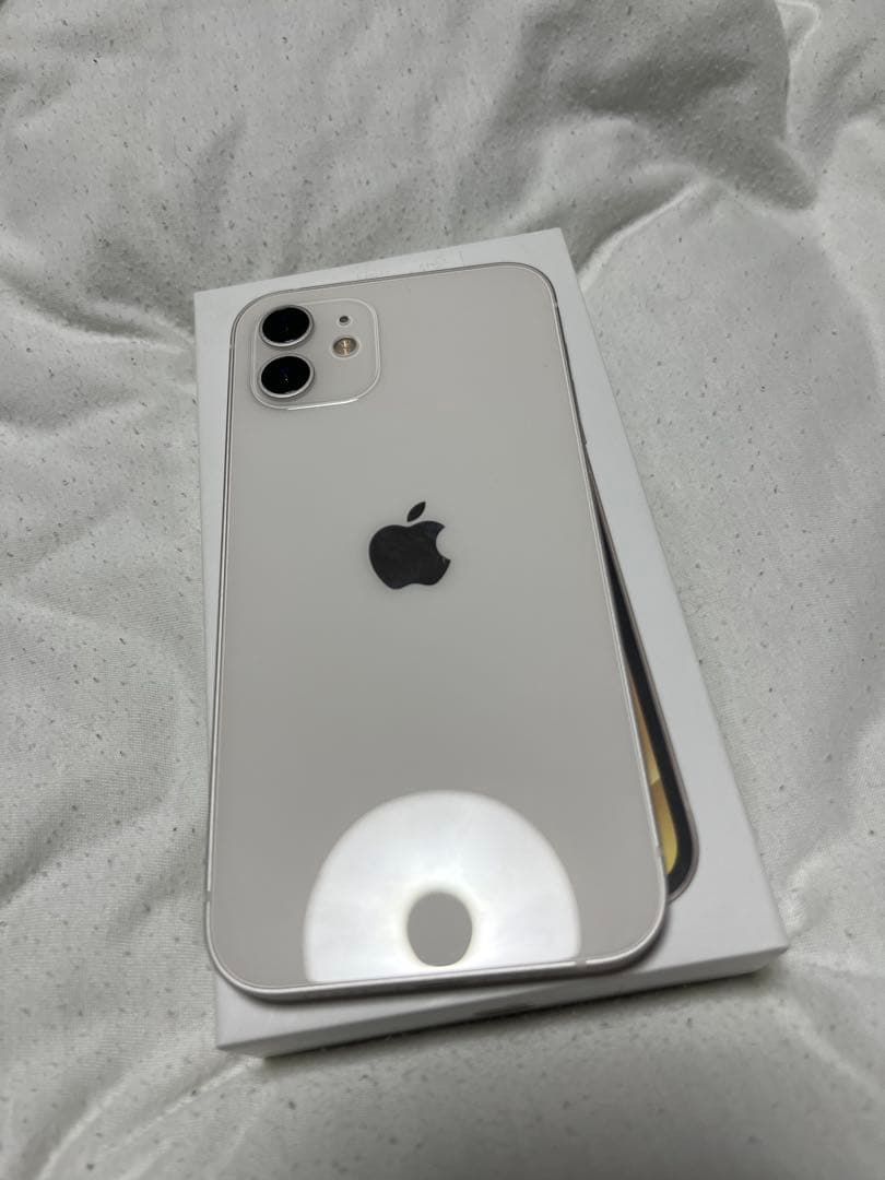 iPhone12 64GB 最大容量99%