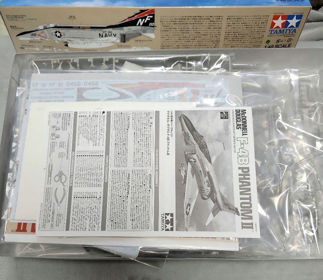タミヤ　1/48 F-4Bとコクピットデカールです