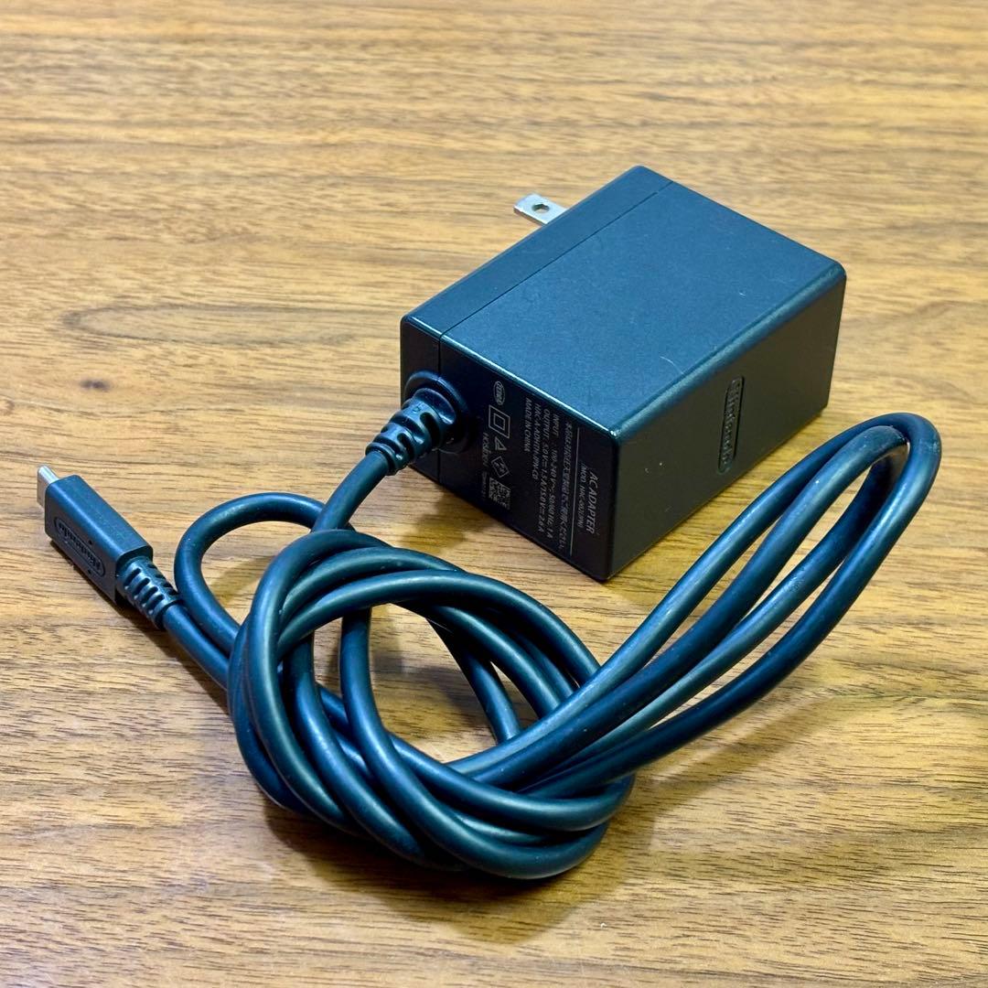 Nintendo Switch 本体 + Joy-Conコントローラー(左のみ)