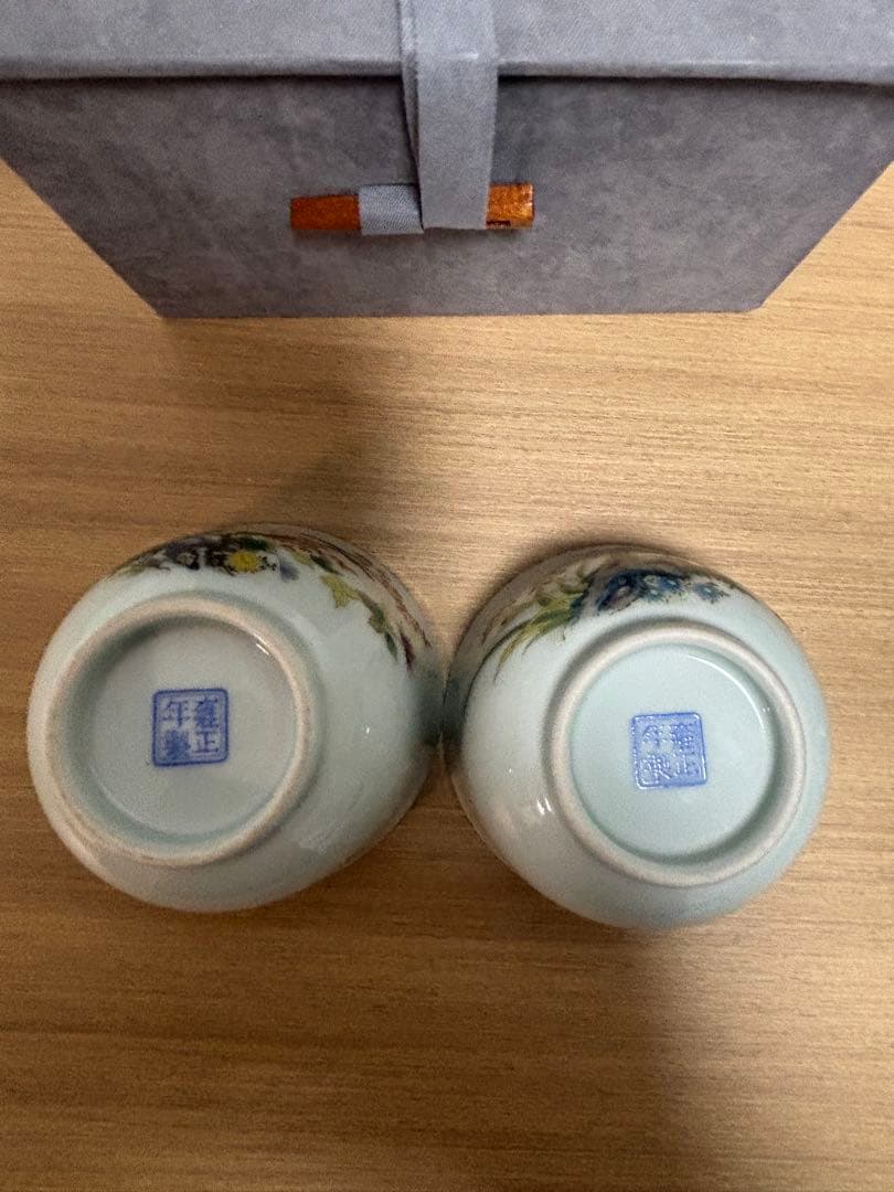 中国清時代　花鳥文茶碗 盃 粉彩　琺瑯彩　雍正年製在銘 官窯 2個セット