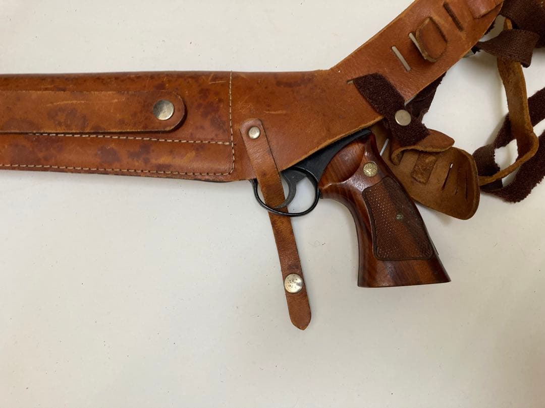 HEAVY DUTY 44 MAGNUM リボルバー ホルスター付き