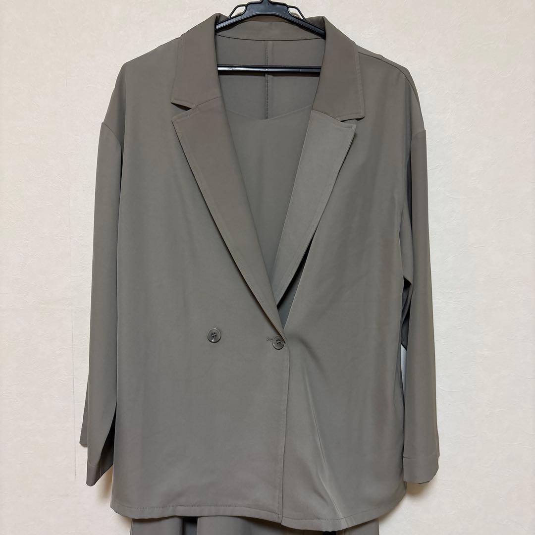 美品‼️et.UNiVER スーツ　セットアップ　オケージョンドレス　S 結婚式