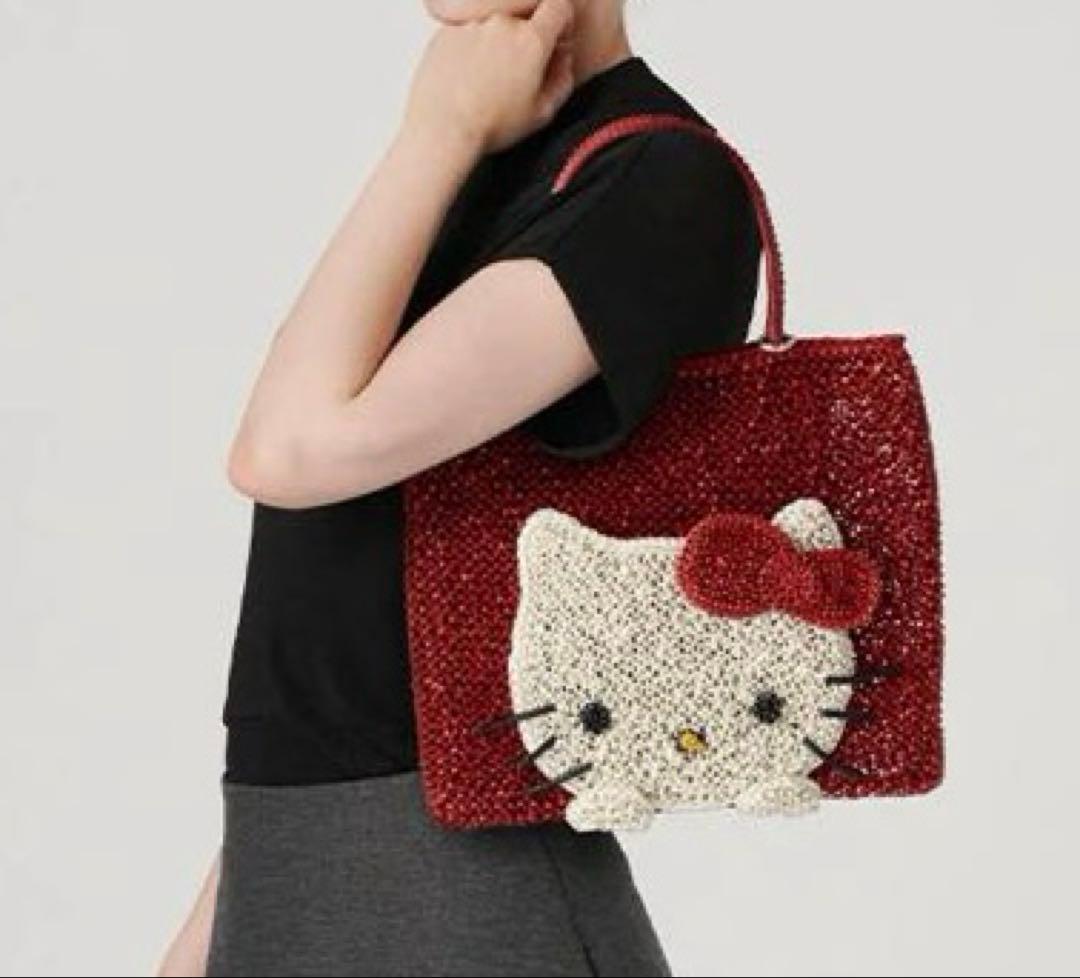 アンテプリマ ハローキティ/スクエア ラージ/マットレッド 新品未使用品