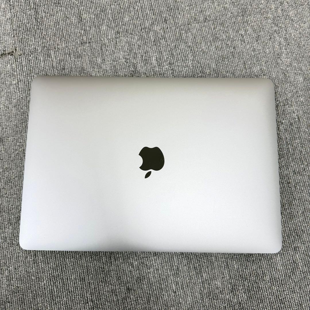 MacBook Pro 2019 13インチ 8GB / 256Gスペースグレイ