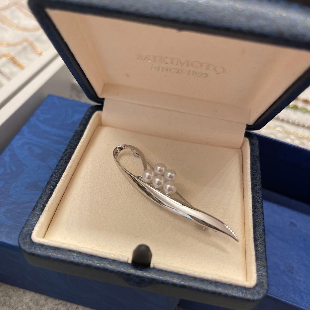 MIKIMOTO ミキモト　真珠　ベビーパール　ブローチ シルバー 5珠